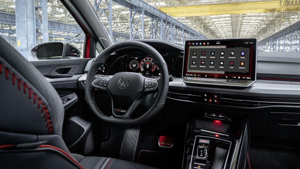 Volkswagen Golf GTI EDITION 50: Το πιο ισχυρό GTI όλων των εποχών